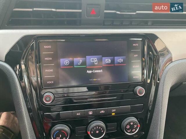 Красный Фольксваген Пассат, объемом двигателя 1.98 л и пробегом 81 тыс. км за 16800 $, фото 30 на Automoto.ua