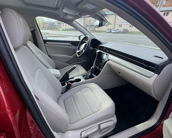 Красный Фольксваген Пассат, объемом двигателя 1.98 л и пробегом 70 тыс. км за 22800 $, фото 19 на Automoto.ua