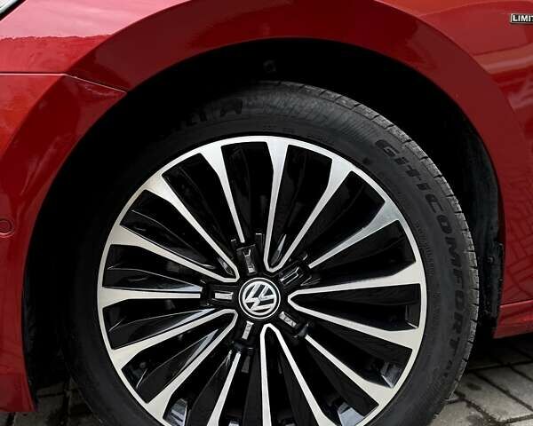 Фольксваген Пассат 2021 у Ромнах на Automoto.ua Червоний Фольксваген Пассат, об'ємом двигуна 1.98 л та пробігом 43 тис. км за 21600 $, фото 31 на Automoto.ua