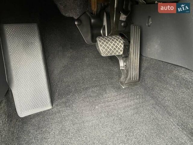 Красный Фольксваген Пассат, объемом двигателя 1.98 л и пробегом 81 тыс. км за 16800 $, фото 50 на Automoto.ua