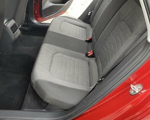 Красный Фольксваген Пассат, объемом двигателя 1.98 л и пробегом 81 тыс. км за 16800 $, фото 49 на Automoto.ua