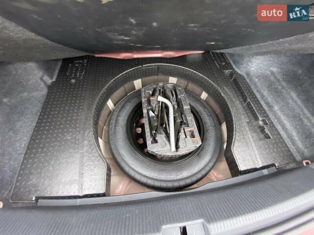 Красный Фольксваген Пассат, объемом двигателя 1.98 л и пробегом 81 тыс. км за 16800 $, фото 51 на Automoto.ua