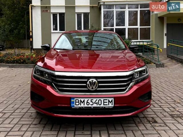 Фольксваген Пассат 2021 у Ромнах на Automoto.ua Червоний Фольксваген Пассат, об'ємом двигуна 1.98 л та пробігом 43 тис. км за 21600 $, фото 1 на Automoto.ua