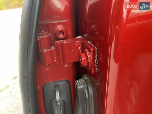 Красный Фольксваген Пассат, объемом двигателя 1.98 л и пробегом 81 тыс. км за 16800 $, фото 87 на Automoto.ua