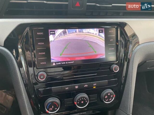 Красный Фольксваген Пассат, объемом двигателя 1.98 л и пробегом 81 тыс. км за 16800 $, фото 29 на Automoto.ua