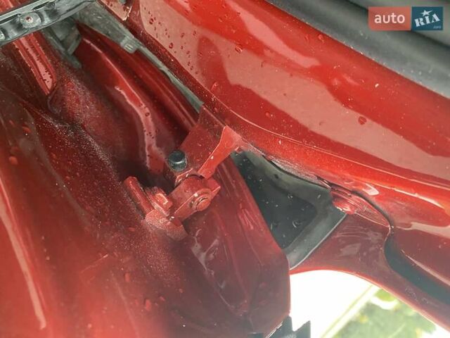 Красный Фольксваген Пассат, объемом двигателя 1.98 л и пробегом 81 тыс. км за 16800 $, фото 89 на Automoto.ua