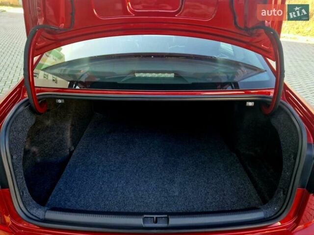 Фольксваген Пассат 2021 у Ромнах на Automoto.ua Червоний Фольксваген Пассат, об'ємом двигуна 1.98 л та пробігом 43 тис. км за 21600 $, фото 29 на Automoto.ua