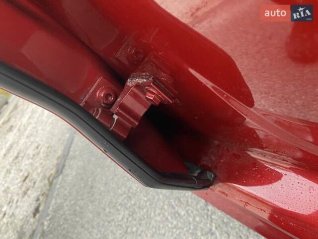 Красный Фольксваген Пассат, объемом двигателя 1.98 л и пробегом 81 тыс. км за 16800 $, фото 88 на Automoto.ua