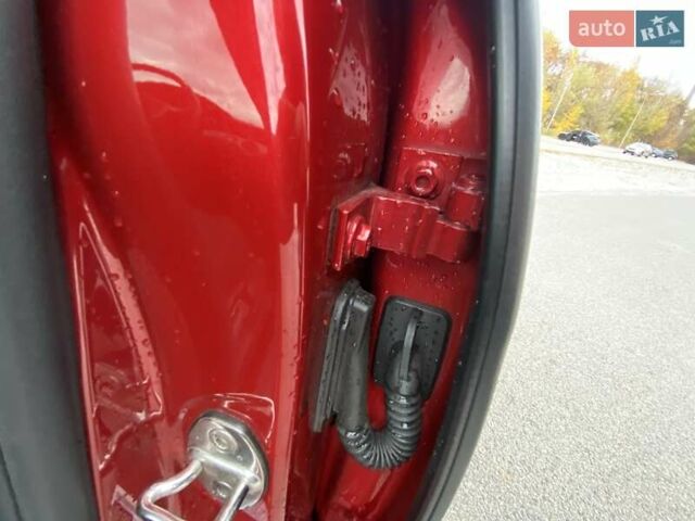 Красный Фольксваген Пассат, объемом двигателя 1.98 л и пробегом 81 тыс. км за 16800 $, фото 95 на Automoto.ua