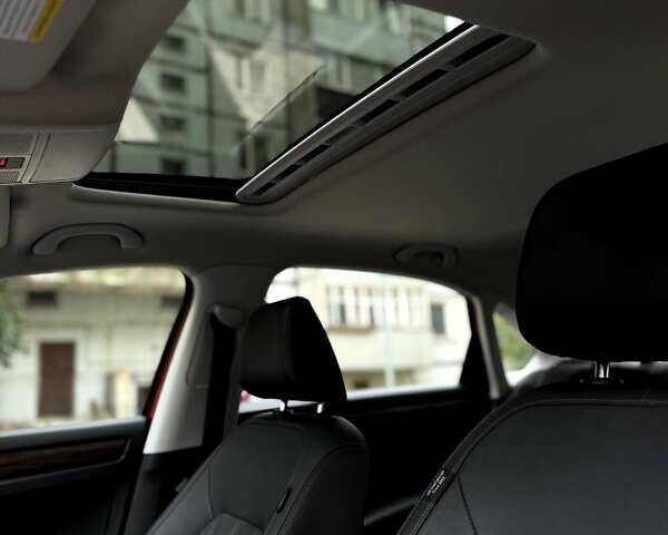 Фольксваген Пассат 2021 у Ромнах на Automoto.ua Червоний Фольксваген Пассат, об'ємом двигуна 1.98 л та пробігом 43 тис. км за 21600 $, фото 23 на Automoto.ua