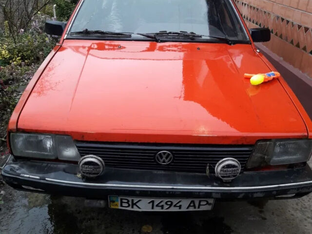 Красный Фольксваген Пассат, объемом двигателя 1.6 л и пробегом 127 тыс. км за 1400 $, фото 2 на Automoto.ua