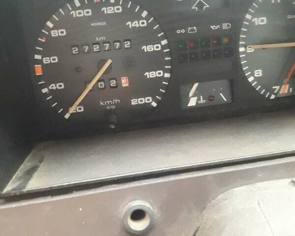 Красный Фольксваген Пассат, объемом двигателя 1.6 л и пробегом 127 тыс. км за 1400 $, фото 5 на Automoto.ua