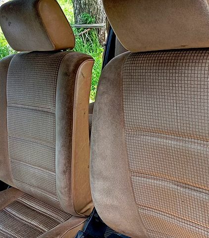 Красный Фольксваген Пассат, объемом двигателя 1.6 л и пробегом 228 тыс. км за 1850 $, фото 4 на Automoto.ua