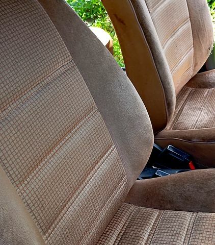 Красный Фольксваген Пассат, объемом двигателя 1.6 л и пробегом 228 тыс. км за 1850 $, фото 8 на Automoto.ua