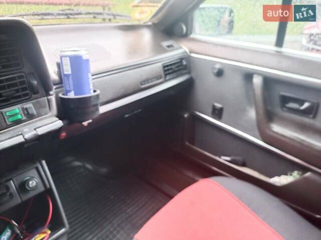 Красный Фольксваген Пассат, объемом двигателя 1.6 л и пробегом 454 тыс. км за 3199 $, фото 9 на Automoto.ua