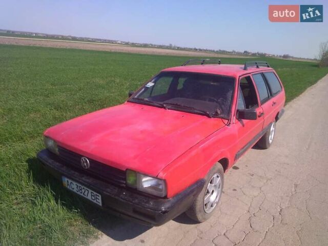 Красный Фольксваген Пассат, объемом двигателя 1.6 л и пробегом 400 тыс. км за 458 $, фото 10 на Automoto.ua