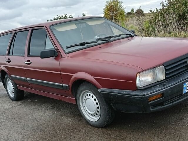 Червоний Фольксваген Пассат, об'ємом двигуна 1.6 л та пробігом 354 тис. км за 1499 $, фото 8 на Automoto.ua