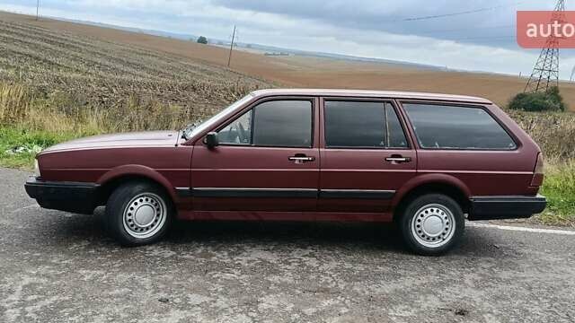 Красный Фольксваген Пассат, объемом двигателя 1.6 л и пробегом 345 тыс. км за 1499 $, фото 8 на Automoto.ua