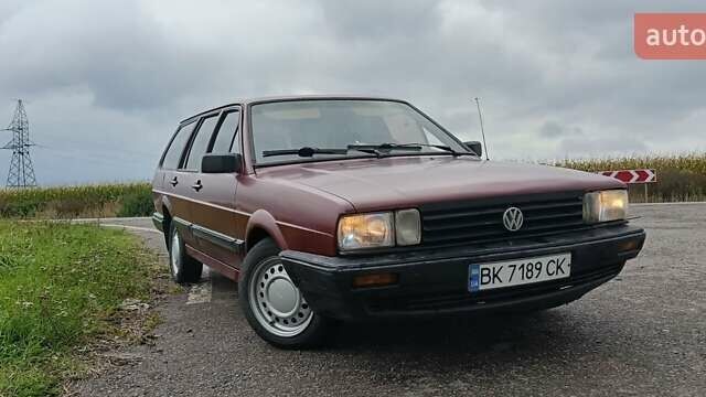 Красный Фольксваген Пассат, объемом двигателя 1.6 л и пробегом 345 тыс. км за 1499 $, фото 7 на Automoto.ua