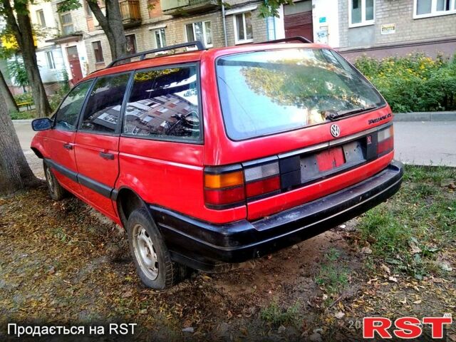 Червоний Фольксваген Пассат, об'ємом двигуна 1.8 л та пробігом 300 тис. км за 500 $, фото 4 на Automoto.ua