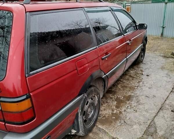 Красный Фольксваген Пассат, объемом двигателя 2 л и пробегом 440 тыс. км за 1900 $, фото 10 на Automoto.ua