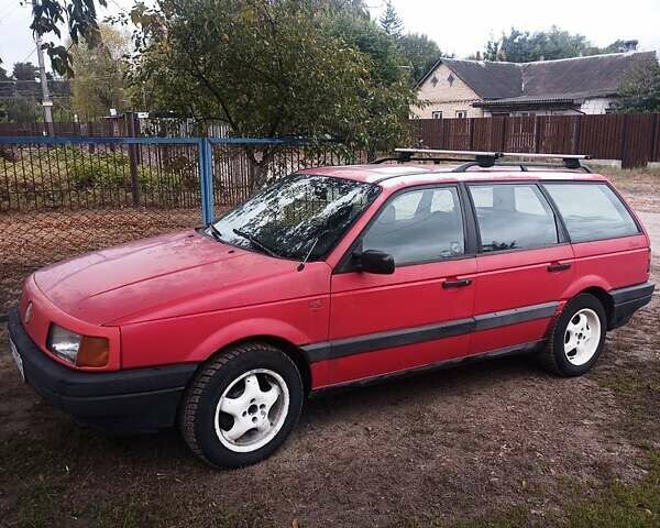 Красный Фольксваген Пассат, объемом двигателя 1.78 л и пробегом 385 тыс. км за 1850 $, фото 8 на Automoto.ua