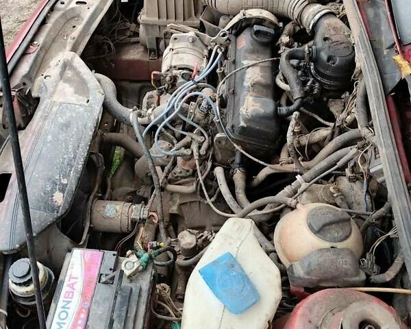 Красный Фольксваген Пассат, объемом двигателя 1.8 л и пробегом 350 тыс. км за 1200 $, фото 5 на Automoto.ua