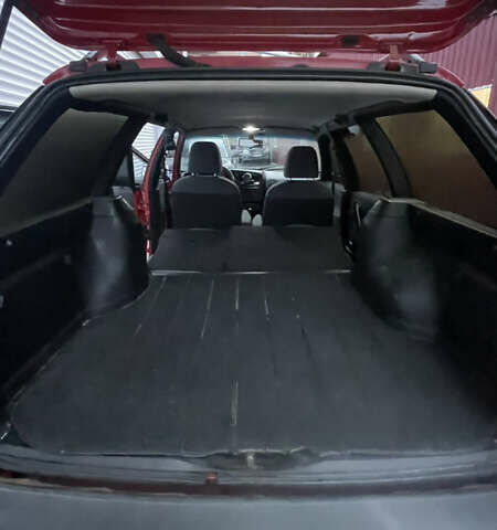 Красный Фольксваген Пассат, объемом двигателя 1.8 л и пробегом 300 тыс. км за 3000 $, фото 11 на Automoto.ua