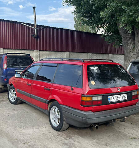 Красный Фольксваген Пассат, объемом двигателя 1.8 л и пробегом 300 тыс. км за 3000 $, фото 7 на Automoto.ua