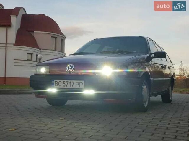 Красный Фольксваген Пассат, объемом двигателя 1.8 л и пробегом 380 тыс. км за 2600 $, фото 10 на Automoto.ua