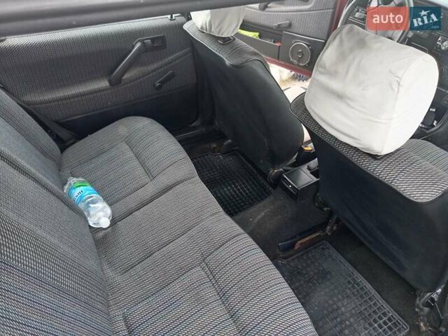 Красный Фольксваген Пассат, объемом двигателя 1.78 л и пробегом 400 тыс. км за 1300 $, фото 12 на Automoto.ua