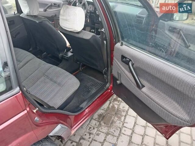 Красный Фольксваген Пассат, объемом двигателя 1.78 л и пробегом 400 тыс. км за 1300 $, фото 13 на Automoto.ua