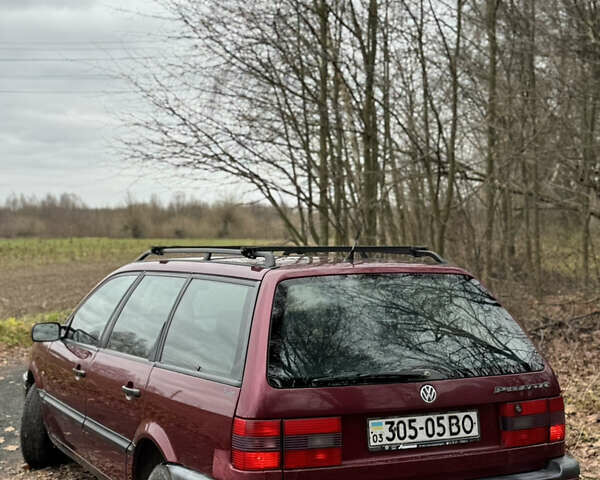 Червоний Фольксваген Пассат, об'ємом двигуна 1.8 л та пробігом 230 тис. км за 2299 $, фото 9 на Automoto.ua