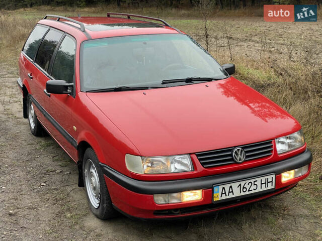 Червоний Фольксваген Пассат, об'ємом двигуна 1.78 л та пробігом 420 тис. км за 3450 $, фото 11 на Automoto.ua