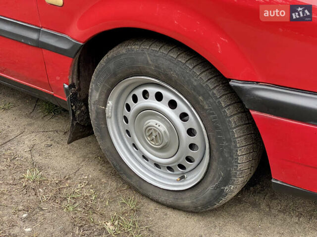 Червоний Фольксваген Пассат, об'ємом двигуна 1.78 л та пробігом 420 тис. км за 3450 $, фото 46 на Automoto.ua