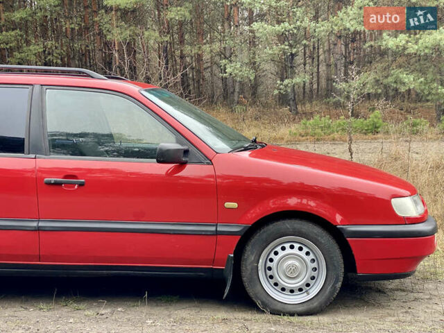 Червоний Фольксваген Пассат, об'ємом двигуна 1.78 л та пробігом 420 тис. км за 3450 $, фото 29 на Automoto.ua