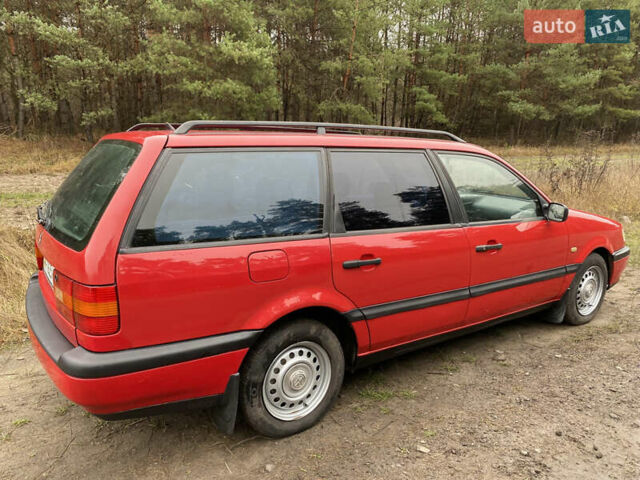 Червоний Фольксваген Пассат, об'ємом двигуна 1.78 л та пробігом 420 тис. км за 3450 $, фото 40 на Automoto.ua