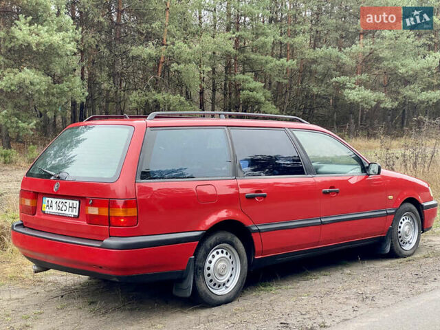 Червоний Фольксваген Пассат, об'ємом двигуна 1.78 л та пробігом 420 тис. км за 3450 $, фото 9 на Automoto.ua