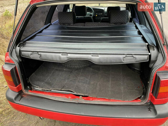 Червоний Фольксваген Пассат, об'ємом двигуна 1.78 л та пробігом 420 тис. км за 3450 $, фото 45 на Automoto.ua