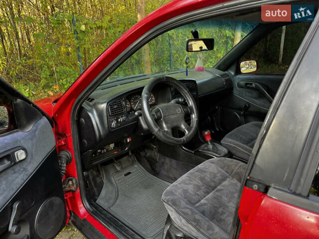 Червоний Фольксваген Пассат, об'ємом двигуна 1.78 л та пробігом 200 тис. км за 1850 $, фото 8 на Automoto.ua