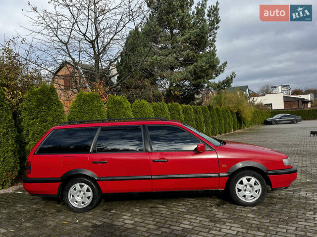 Червоний Фольксваген Пассат, об'ємом двигуна 1.78 л та пробігом 200 тис. км за 1850 $, фото 2 на Automoto.ua