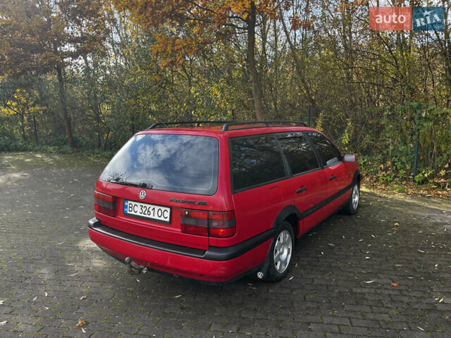 Червоний Фольксваген Пассат, об'ємом двигуна 1.78 л та пробігом 200 тис. км за 1850 $, фото 3 на Automoto.ua