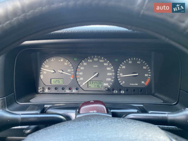Червоний Фольксваген Пассат, об'ємом двигуна 1.6 л та пробігом 340 тис. км за 3450 $, фото 25 на Automoto.ua