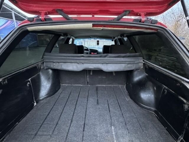 Красный Фольксваген Пассат, объемом двигателя 1.8 л и пробегом 200 тыс. км за 2100 $, фото 7 на Automoto.ua