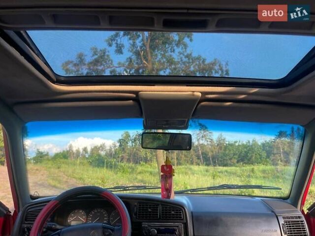 Червоний Фольксваген Пассат, об'ємом двигуна 1.98 л та пробігом 400 тис. км за 2700 $, фото 14 на Automoto.ua