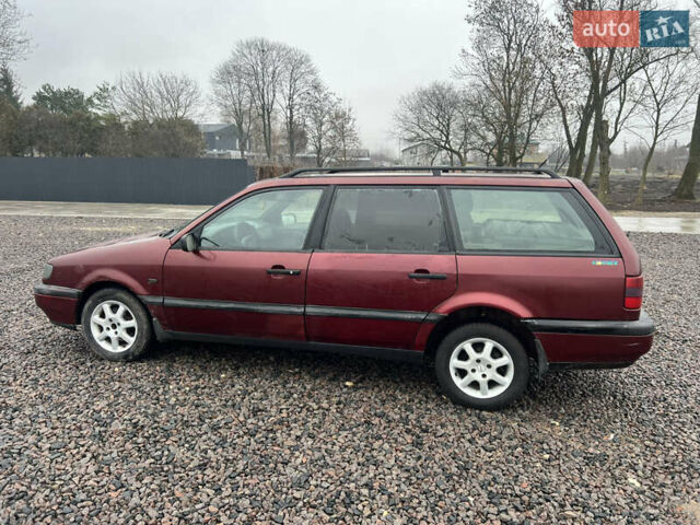 Красный Фольксваген Пассат, объемом двигателя 1.9 л и пробегом 499 тыс. км за 1350 $, фото 8 на Automoto.ua