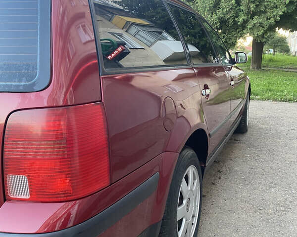 Червоний Фольксваген Пассат, об'ємом двигуна 1.9 л та пробігом 430 тис. км за 3299 $, фото 8 на Automoto.ua