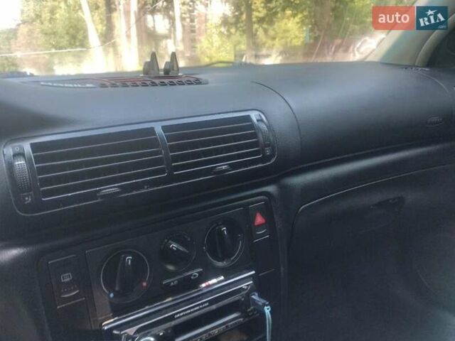 Красный Фольксваген Пассат, объемом двигателя 1.9 л и пробегом 320 тыс. км за 3324 $, фото 5 на Automoto.ua