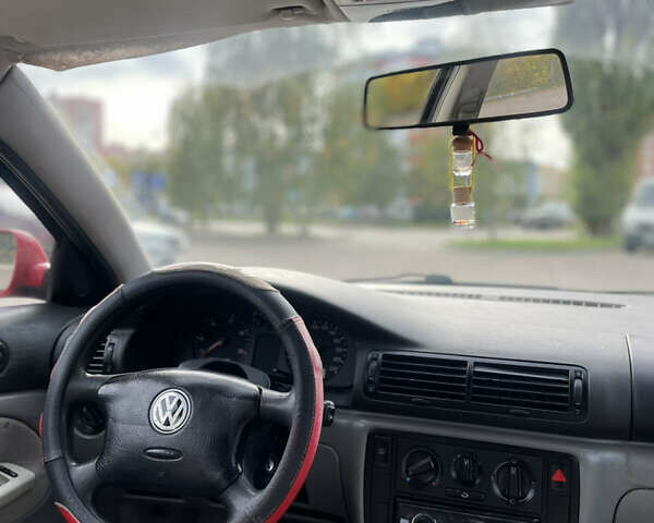 Красный Фольксваген Пассат, объемом двигателя 1.9 л и пробегом 380 тыс. км за 2700 $, фото 7 на Automoto.ua