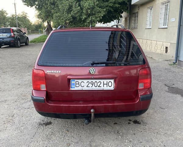 Червоний Фольксваген Пассат, об'ємом двигуна 1.9 л та пробігом 430 тис. км за 3299 $, фото 7 на Automoto.ua